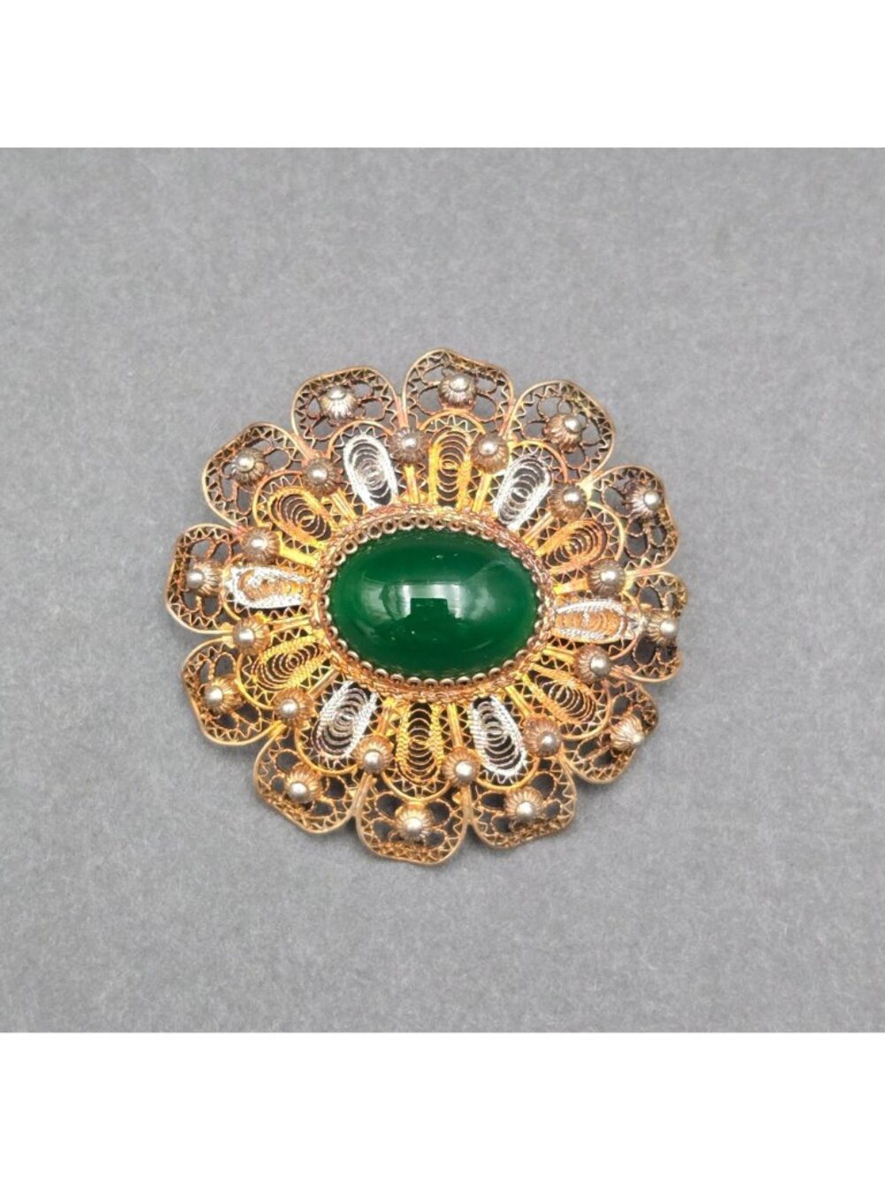 Vintage 830 Silver Vermeil Flower Brooch Green Cabochon Filigree Scandinavian - Picture 14 of 14
